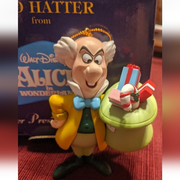 Disney Grolier Presidents Edition Alice & Mad Hatter Ornaments BRAND NEW! - Picture 6 of 12